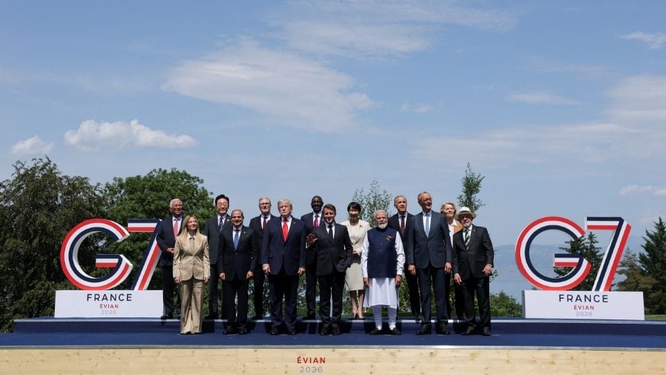 G7