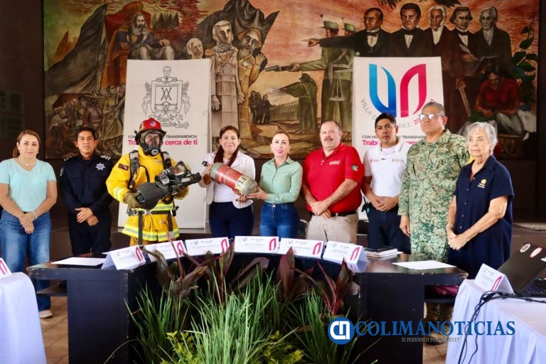 Entrega Club Rotario de Coquimatlán $350 mil en equipo para PC de Villa de Álvarez