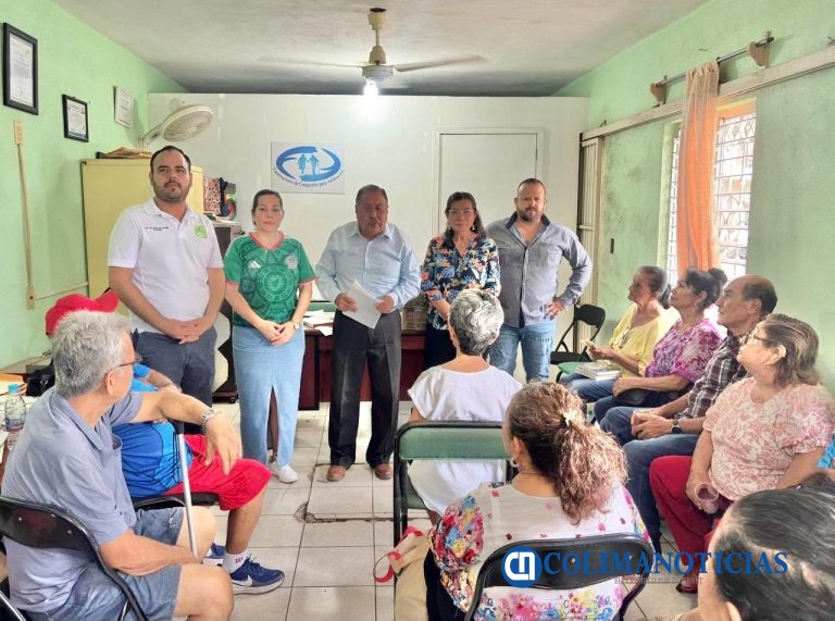 PVEM y jubilados de Tecomán fortalecen diálogo y previenen riesgos por altas temperaturas