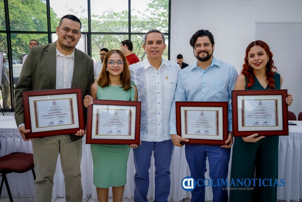 Premio Estatal de Periodismo a 3 trabajadores UdeC y una alumna