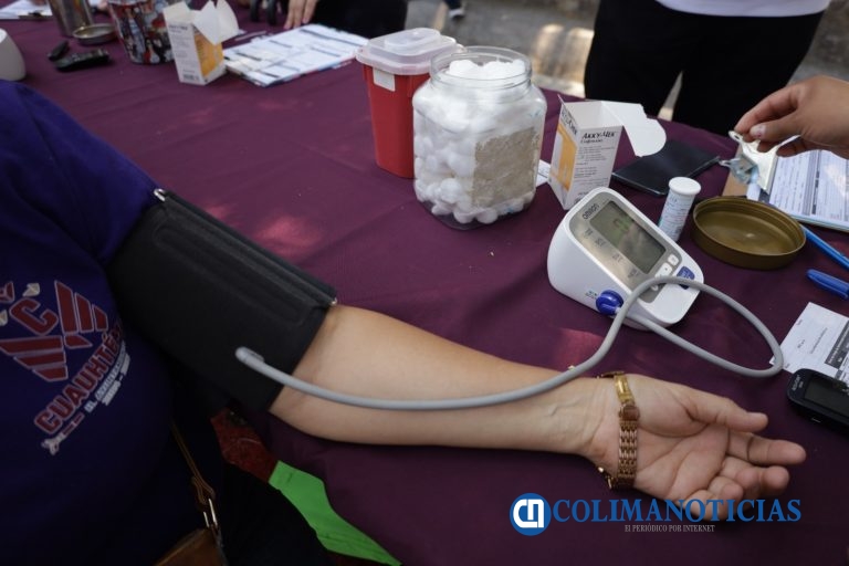 Detección oportuna y hábitos saludables, claves para prevenir complicaciones por hipertensión: Salud Colima