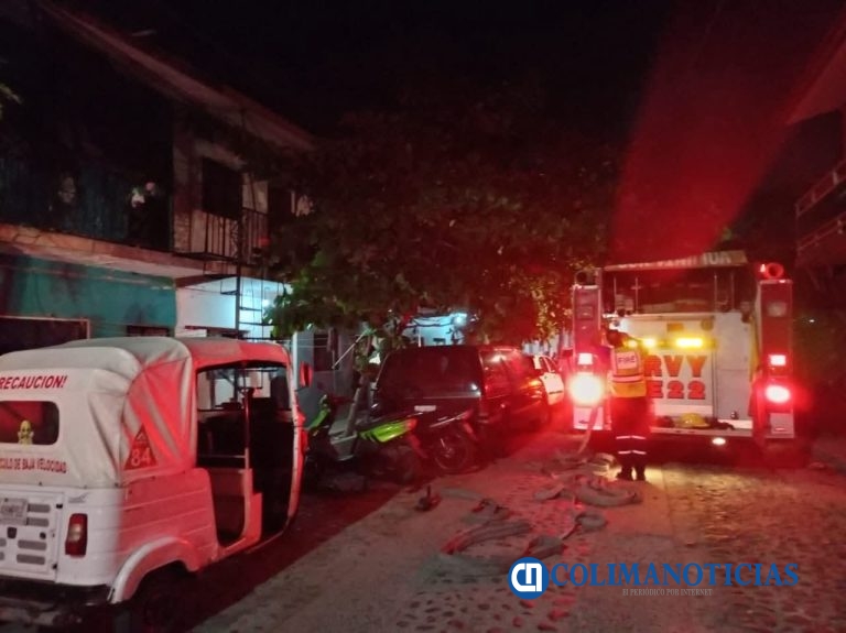 Se incendia casa habitación en la delegación de Salagua