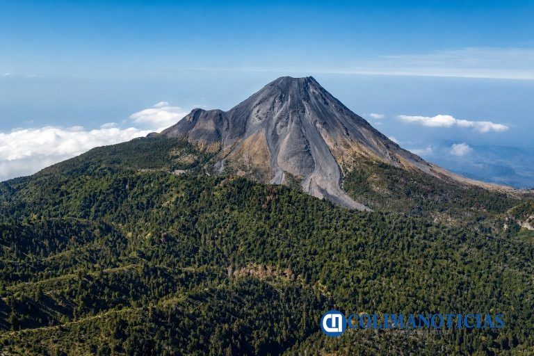 Sigue con baja actividad el Volcán de Colima y se mantiene estable: UEPC