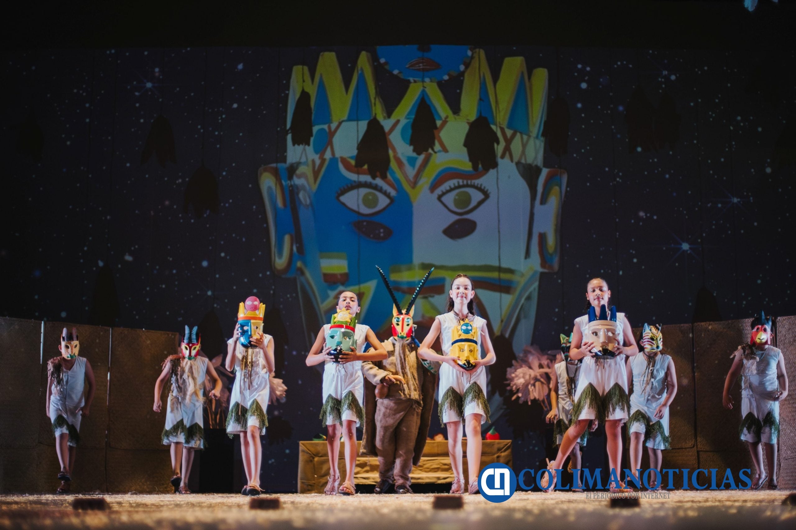 Xayaca, danza que aborda la riqueza cultural de Colima, cierra temporada_d