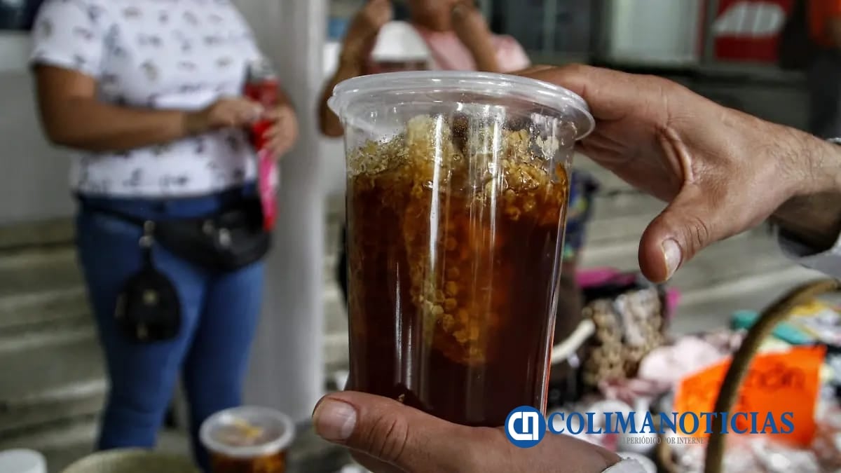 ¡Cuidado! Venden miel adulterada en Colima