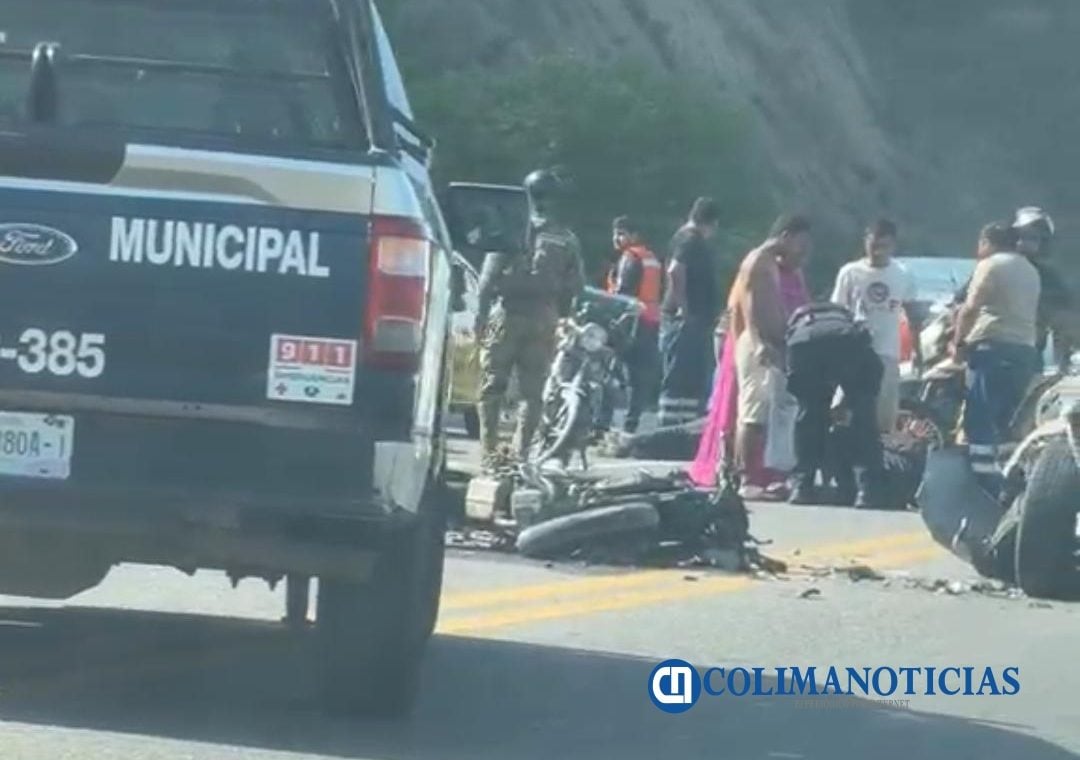 Dos motociclistas lesionados en accidente por el libramiento El Naranjo de Manzanillo