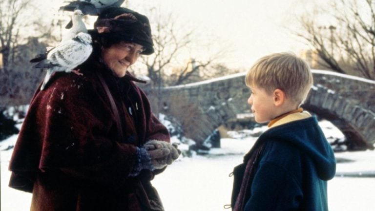 Fallece Brenda Fricker, la actriz irlandesa que hizo historia al ganar un Óscar y conquistó al público en “Mi pobre angelito 2”