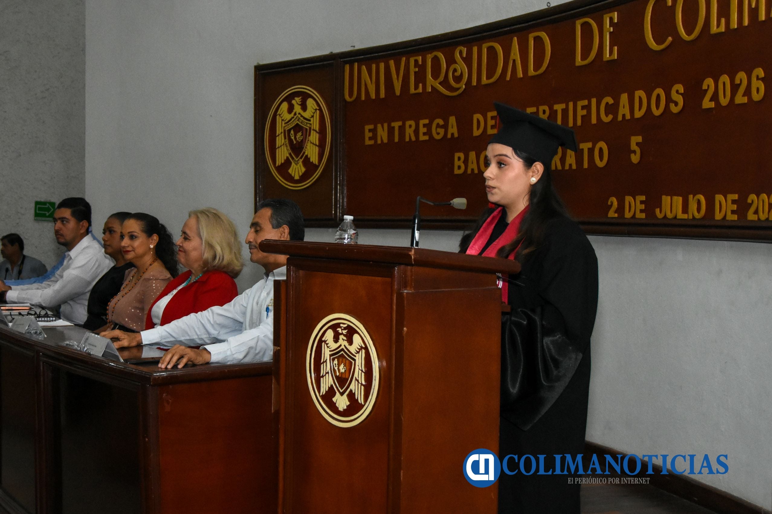 Graduación del Bachillerato 5 de Tecomán_Elena