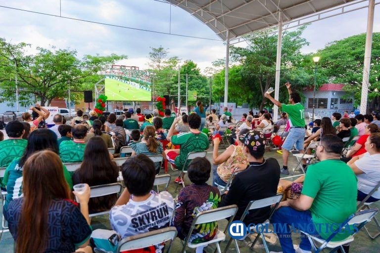 La diputada Sofía Peralta lleva la emoción de la Selección Mexicana a las colonias de Villa de Álvarez para fortalecer la convivencia familiar