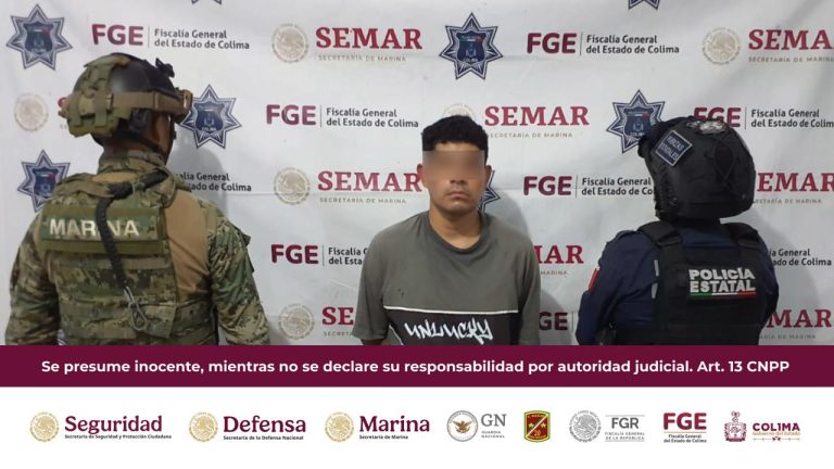 Detienen a presunto ladrón de tiendas de conveniencia en Colima; contaba con orden de aprehensión
