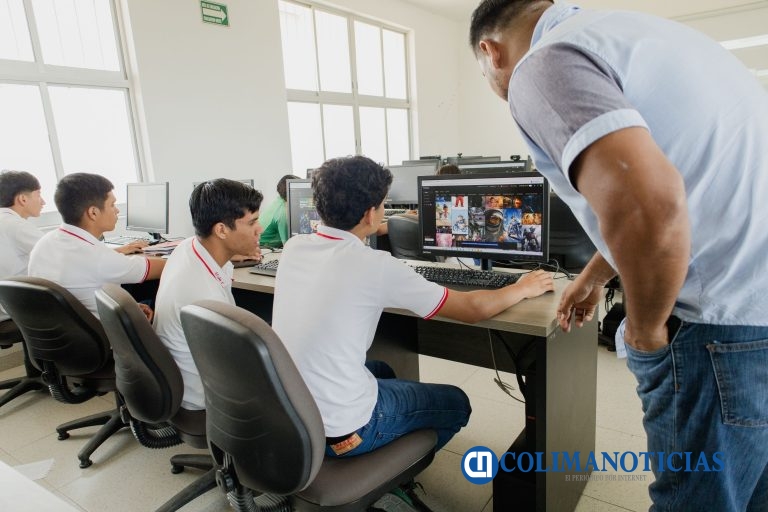 Mejoran habilidades digitales y literarias estudiantes del Bachillerato 29