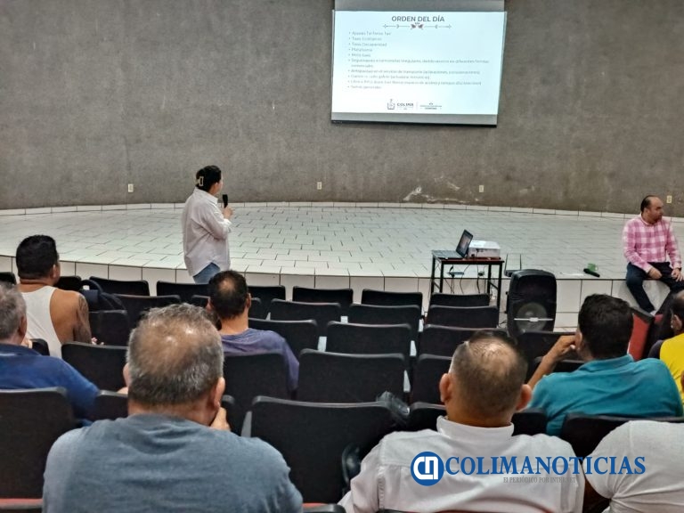Movilidad y taxistas acuerdan mejorar servicio de transporte público en el estado de Colima