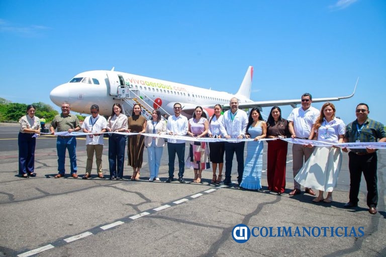 Indira Vizcaíno recibe el primer vuelo AIFA-Manzanillo de Viva Aerobús; trasladó a 163 pasajeros