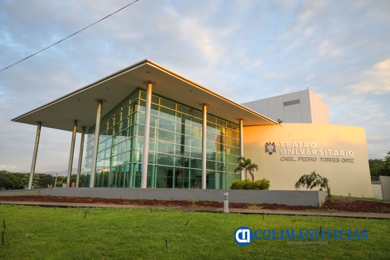 Teatro Universitario recibirá recursos federales para mejorar su equipamiento técnico