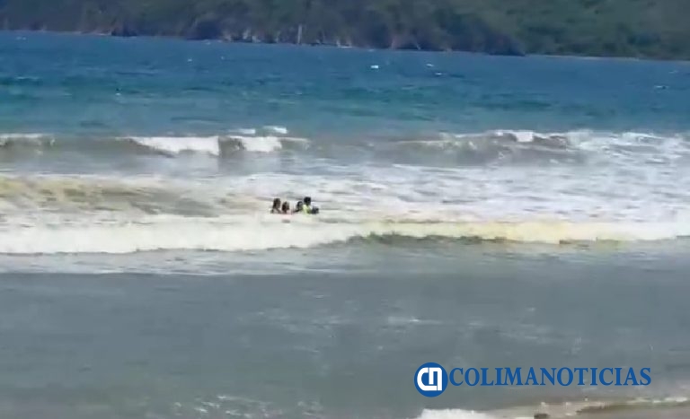UEPC Colima y PC Manzanillo realizan doble rescate en Miramar, este domingo