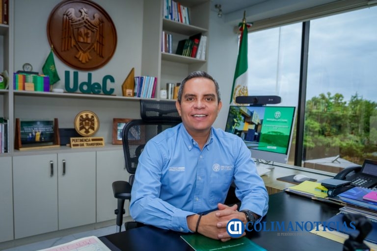 En foros, analizará UdeC impacto de celulares, IA y redes sociales en hábitos de estudio, salud y convivencia