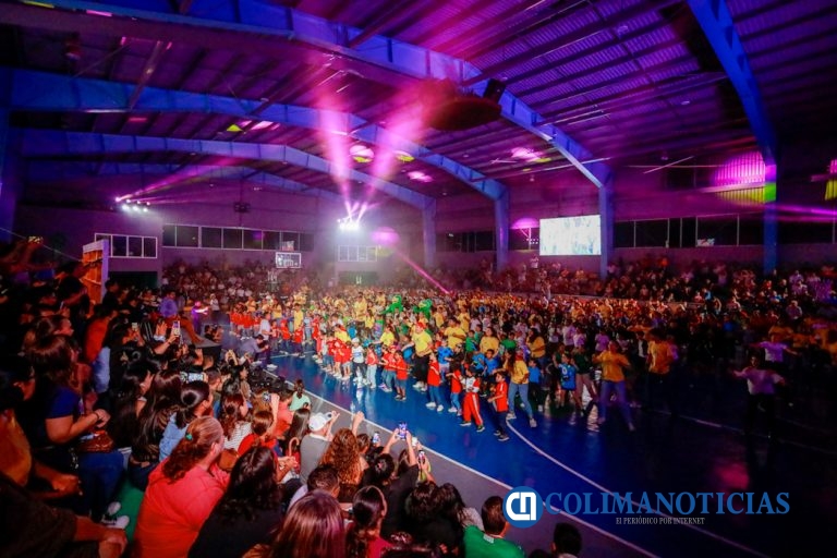 Con música, baile y diversión, concluye Loromanía 2026