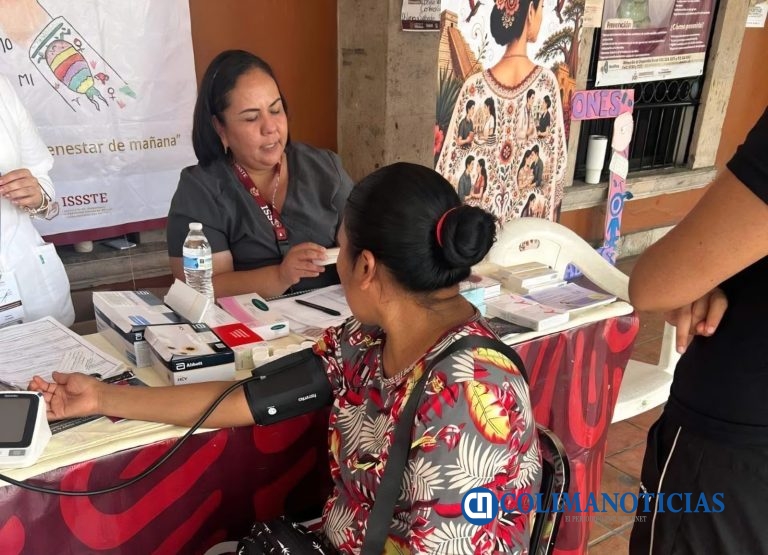 ISSSTE Colima realiza atención y orientación con temas de sexualidad y reproducción