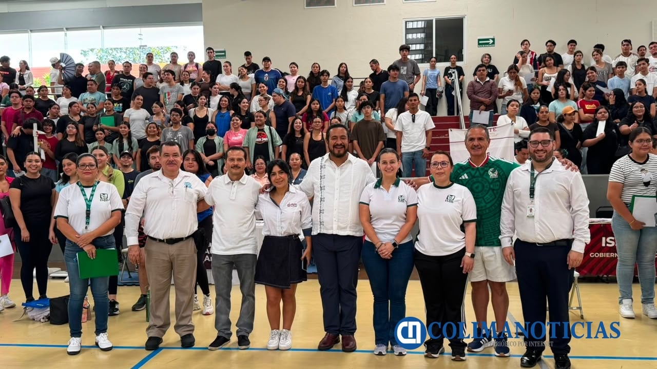 Impulsa IMSS Colima autocuidado integral de pasantes con Feria de Salud “Cuidarte para Cuidar”