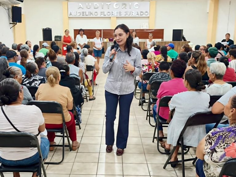 Mely Romero lleva Reuniendo Familias a Tecomán y Minatitlán; participan cerca de 300 colimenses