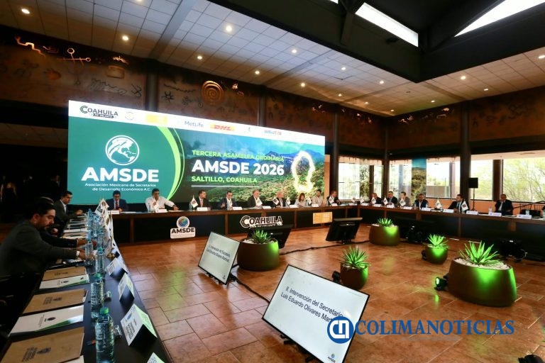 Paco Rodríguez participa en Asamblea Nacional de la AMSDE para fortalecer oportunidades para Colima