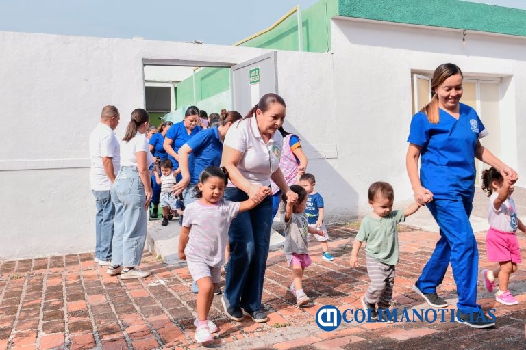 Realiza UdeC simulacro de incendio en la Estancia Infantil