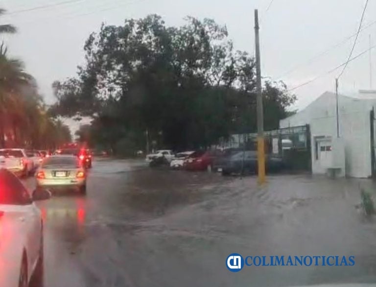 Seguirán lluvias fuertes y ventarrones en el estado de Colima; UEPC recomienda extremar precauciones