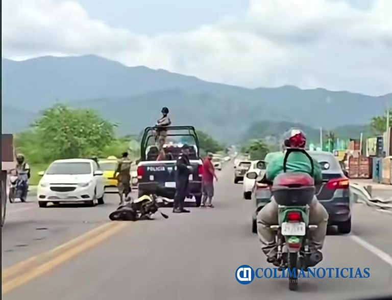 Un motociclista lesionado en accidente en el libramiento El Naranjo de Manzanillo