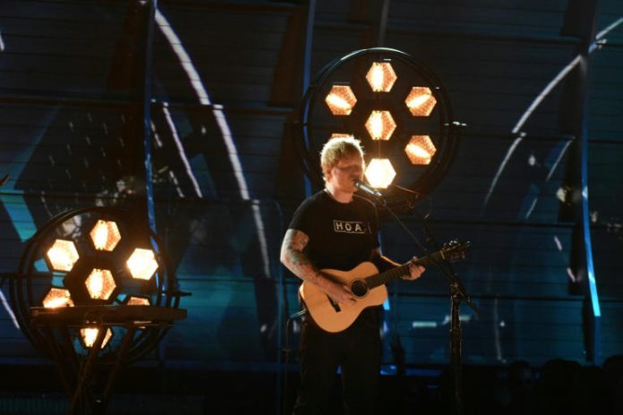 Artistas abandonan el tour de Ed Sheeran