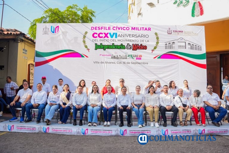 En VdeA participaron 2 mil 100 ‎en Desfile de Independencia