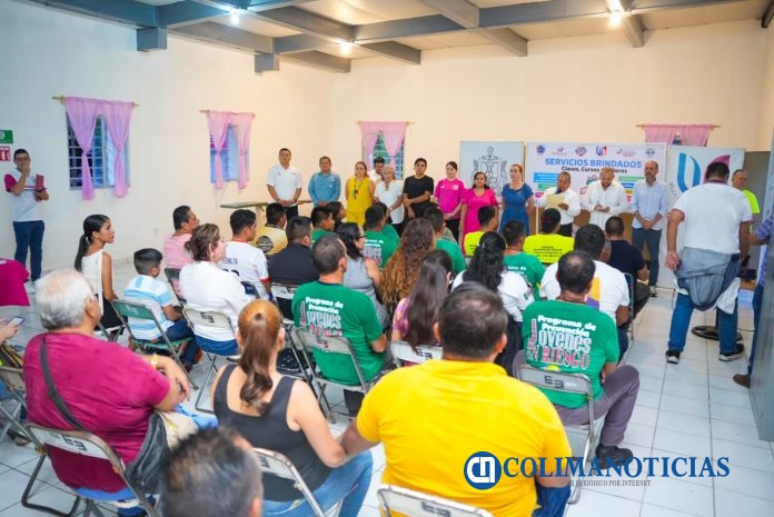 Entrega Tey Casa de Usos Múltiples en la colonia Juan José Ríos I (3)
