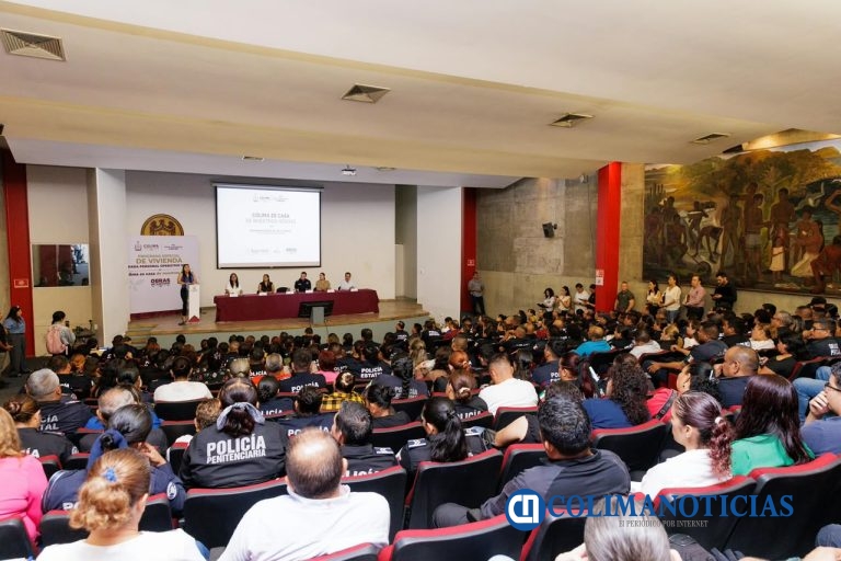Indira Vizcaíno presentó ‘Colima es casa de nuestros Héroes’, Programa Especial de Vivienda para Policías