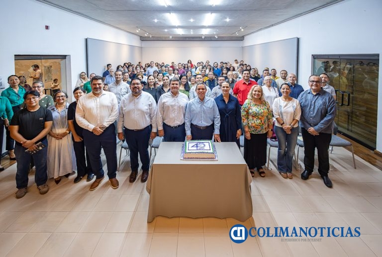Inicia IUBA festejos por su 45 aniversario con entrega de piano y concierto de gala