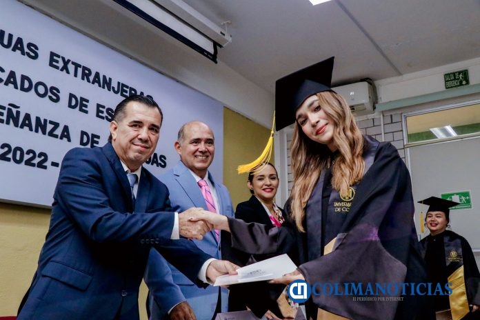 Licenciatura en Enseñanza de Lenguas, ceremonia de egreso_g