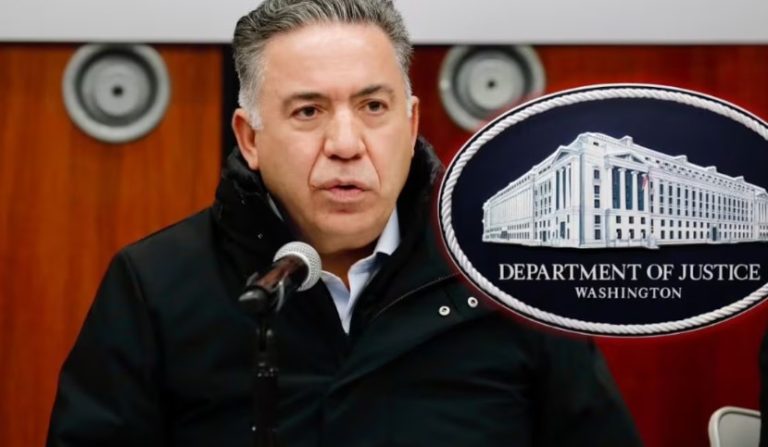 Enrique Inzunza deja la bancada de Morena en el Senado y queda como legislador sin partido