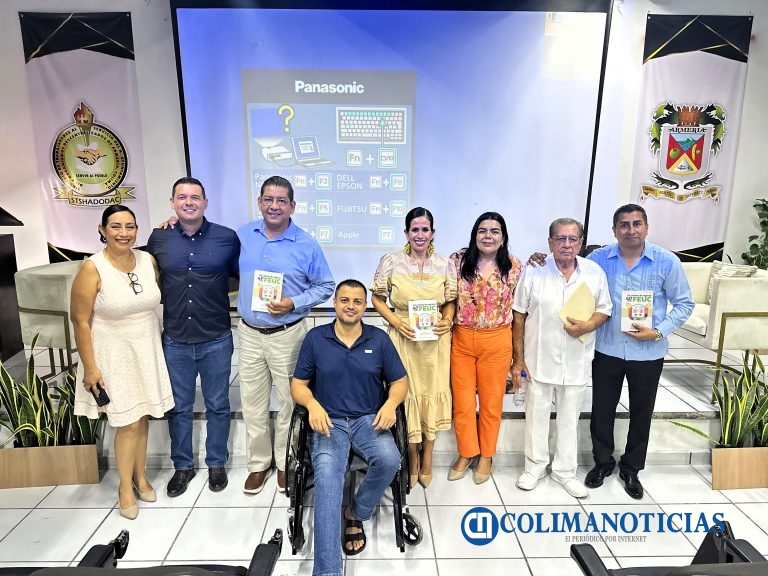 Libro sobre los 40 años de la FEUC inicia en Armería un recorrido por varios municipios