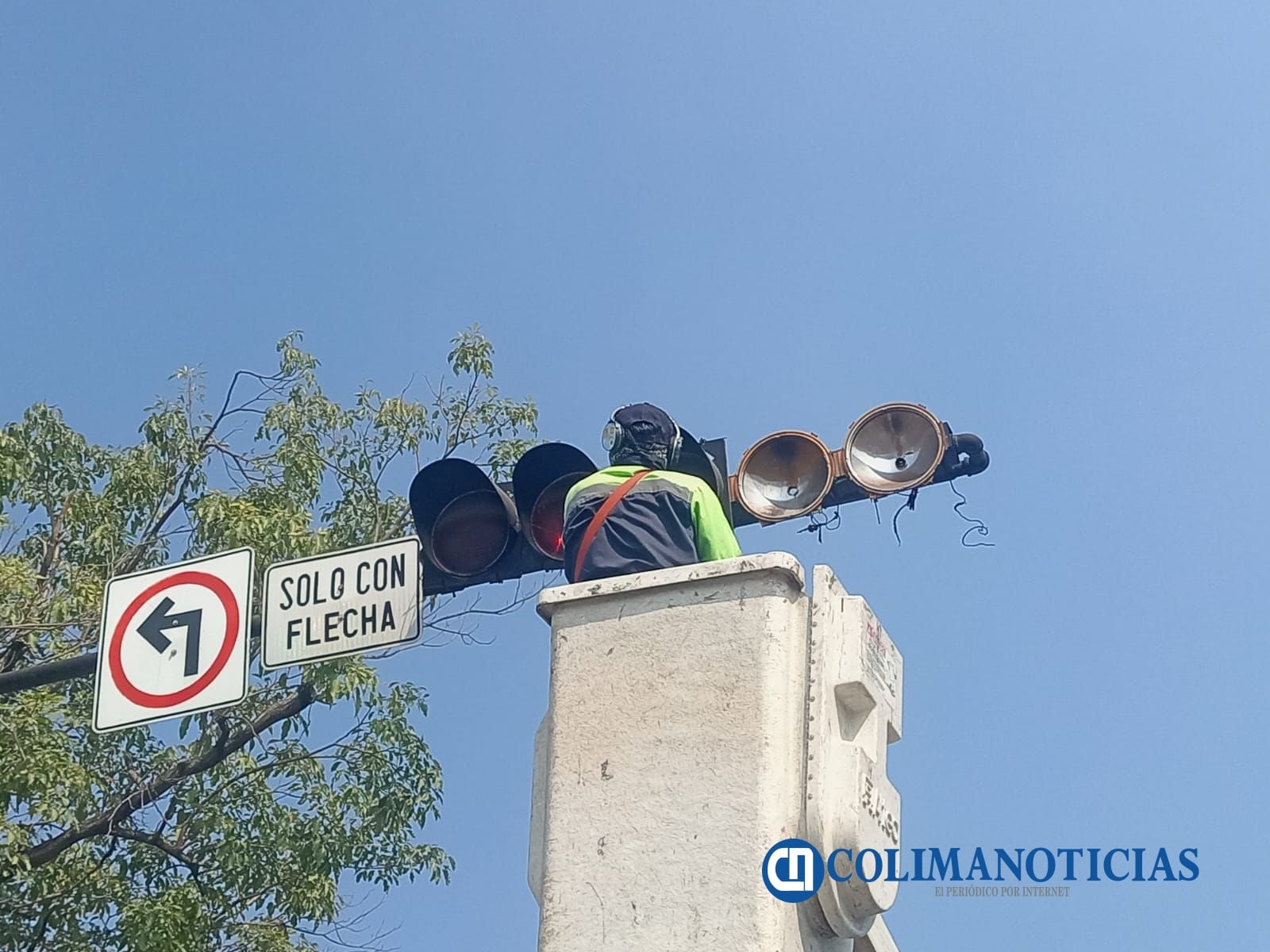 Semáforos Colima (3)