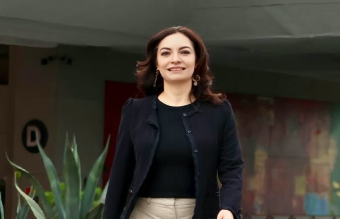 Senadora Mely Romero