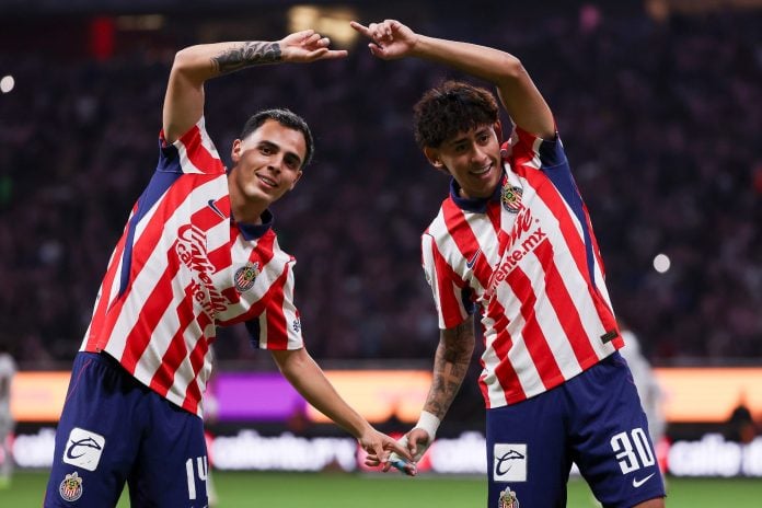 camberos-santiago-sandoval-chivas