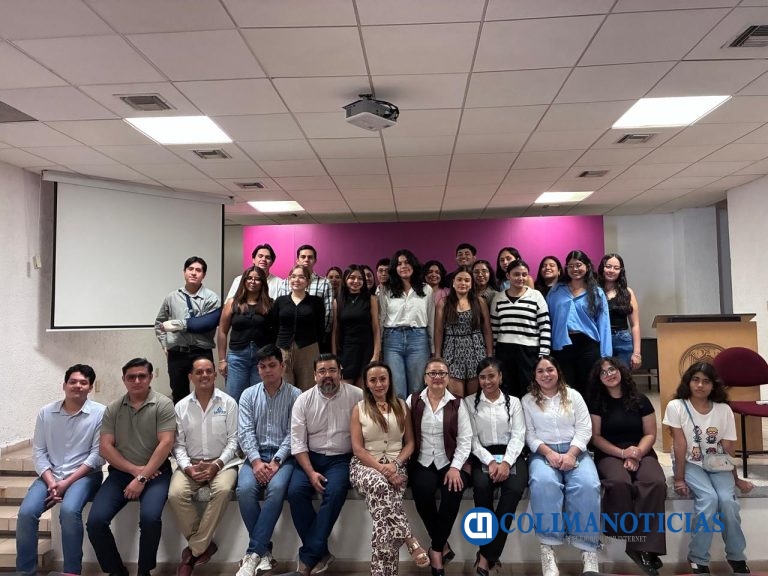 Acuerdan FAYD y empresas de Colima vinculación para prácticas profesionales