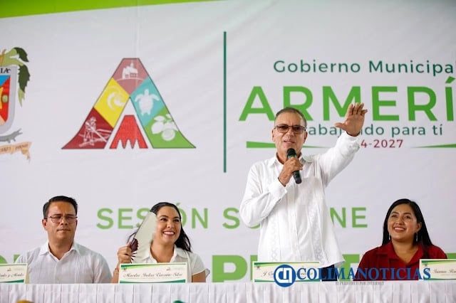 Alcalde Armería abandona al PVEM; se afilia al PT