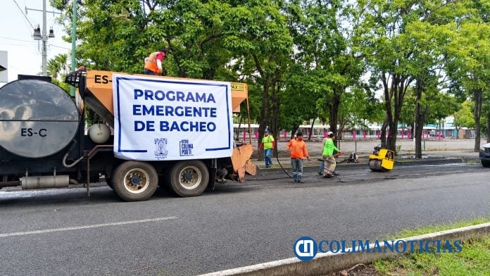 Ayuntamiento de Colima campaña permanente de bacheo