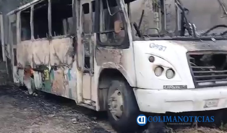 Queman un camión urbano en la delegación de Tapeixtles