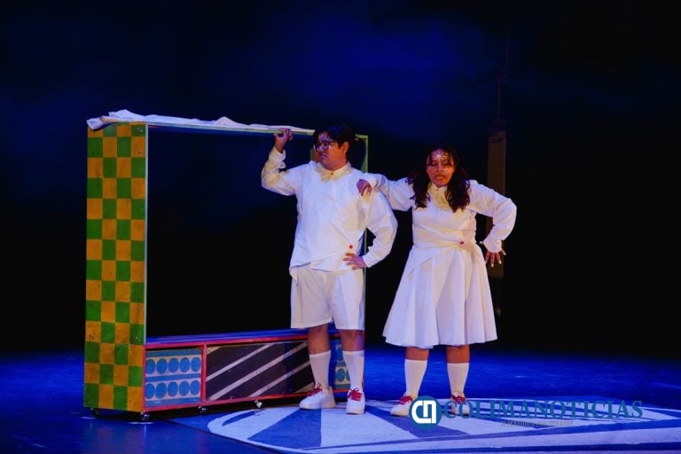 Conmueve “Demonios blancos” al público del festival Vamos que Venimos, en Buenos Aires