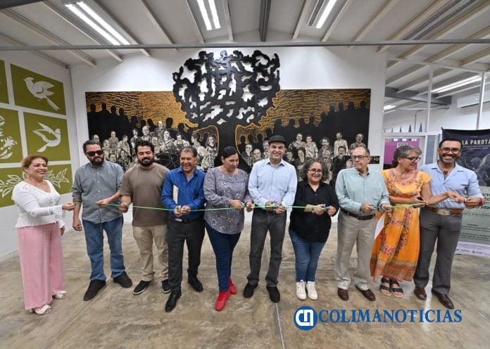 Cultura Colima celebra 30 años del Centro de Formación y Producción en Artes Gráficas ‘La Parota’ de Comala, con mural colectivo de xilografía (3)