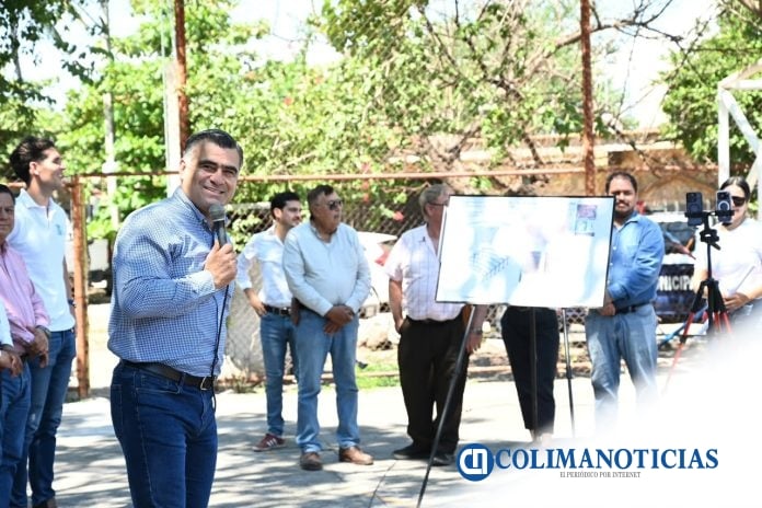 “Cumplir nuestro compromiso con la gente, nos motiva a trabajar día a día” Riult Rivera arranca rehabilitación de canchas en Estapilla y Acatitán