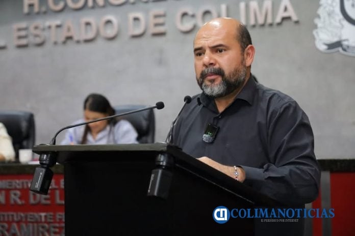 Diputado José Israel González Mendoza