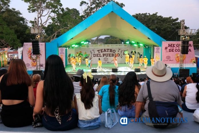 Feria de Colima impulsa el talento local; más de 3 mil artistas participarán en el Teatro del Pueblo
