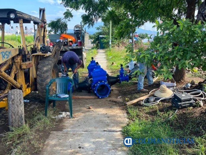 Gobierno del Estado de Colima fortalece infraestructura hidráulica con línea de alimentación de agua potable en avenidas Bicentenario y Niños Héroes (4)