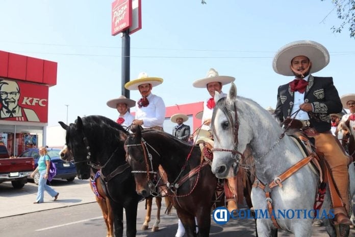 Iffecol invita a participar en la Cabalgata Inaugural de la Feria de Colima (3)